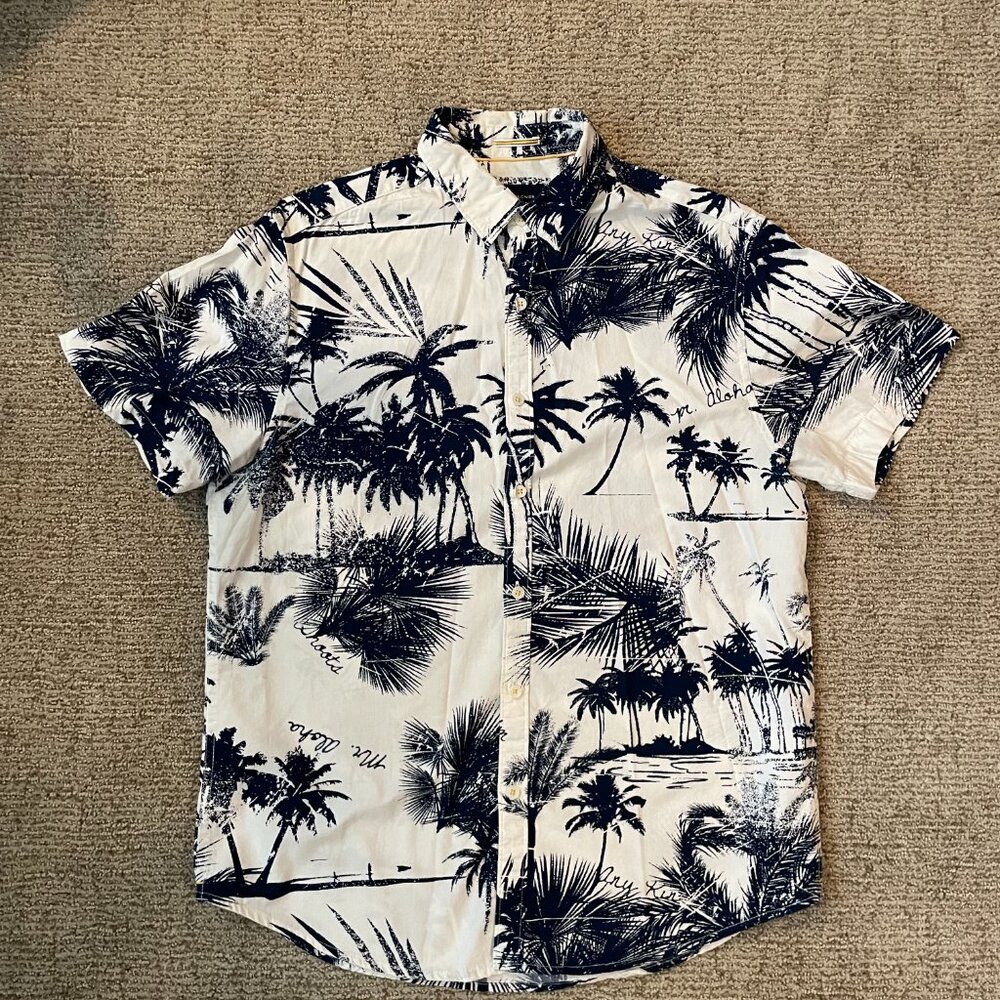 Denim & Flower Short-Sleeve Button-Up Shirt LARGE - Aloha Pattern